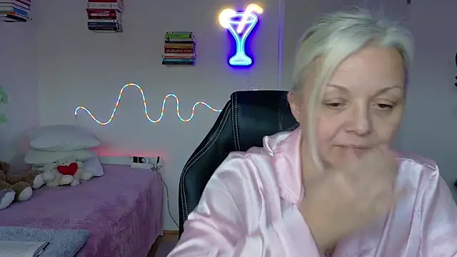 Linsy_Kim: απευθείας συνομιλία ΧΧΧ