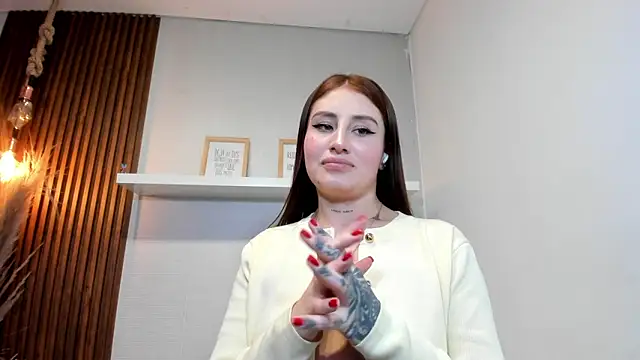 LANA-JONNES' Live XXX Chat