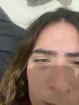 isadora437 Chat XXX in diretta