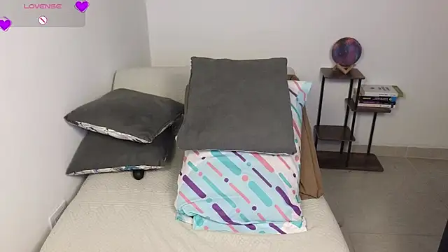 blue__moon_'s Live XXX Chat