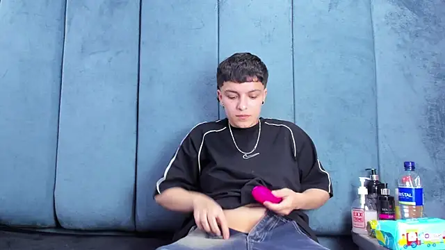 Megan_Thompson_n Live XXX chat