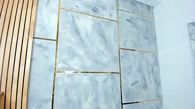 Chat +18 de REINA_ADAHARA ao vivo