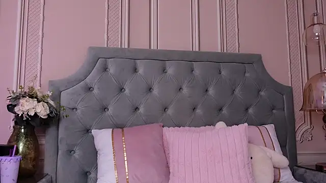 دردشة LucyAddison الجنسية المباشرة