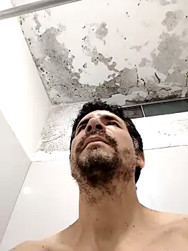 Chatroom XXX en direct de Solitario_Apasionado