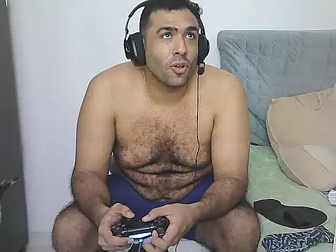 Chatroom XXX en direct de AlphaLatinoBear