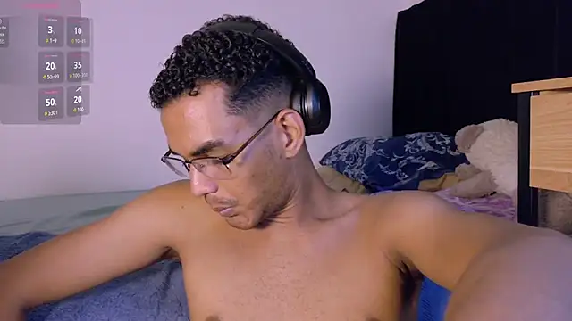 Pikashu7u7's Live XXX Chat