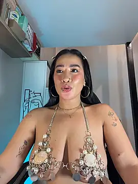 Chat XXX en directo de AsianMilfSheryl