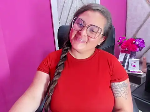 Sarah_Boobs_'s Live XXX Chat