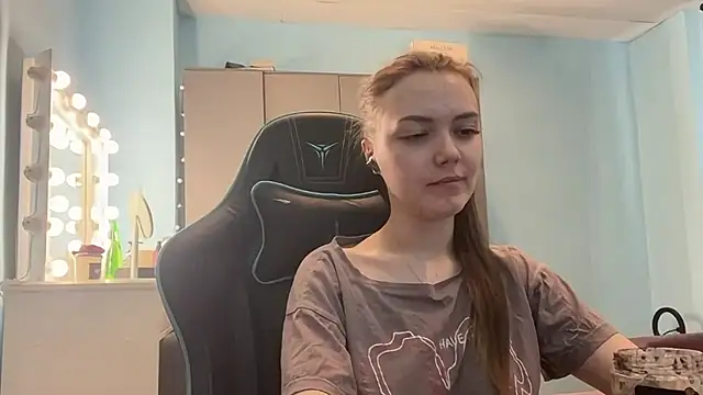 Chatroom XXX en direct de AndreeMerryman