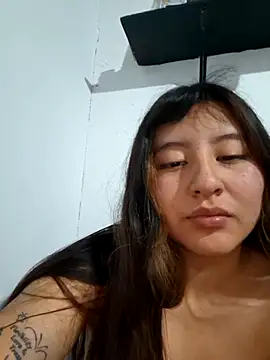 Yexxhan Show in webcam