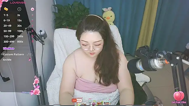 Chat +18 de AngelwithEcup ao vivo