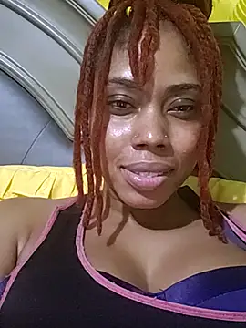 Chat XXX en directo de HONEYSWEETS_LIVE