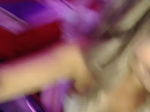 Matureboobs_111's Live XXX Chat