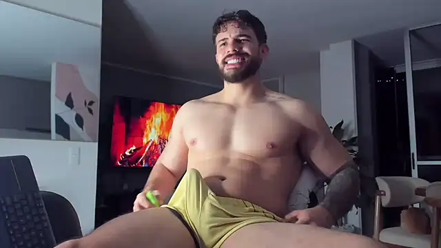 Valenthino_Salvatore: вебкам-шоу