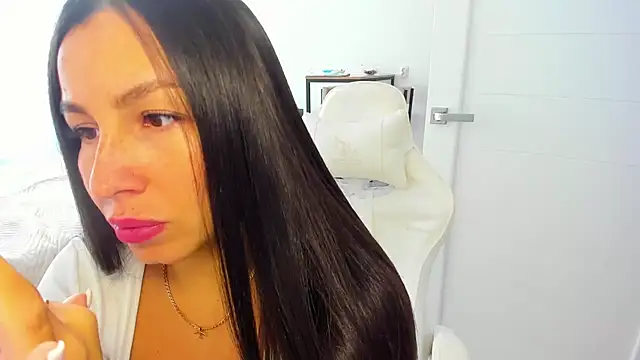 แชท XXX สดของ AvisFlowers