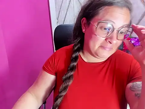 Sarah_Boobs_ 라이브 XXX 채팅