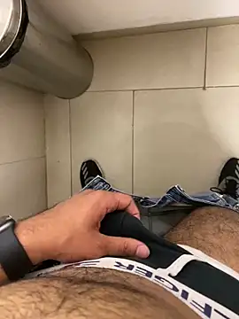 Chatroom XXX en direct de par_0111