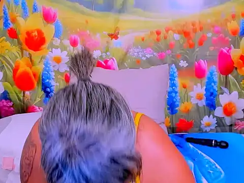 indianroxy élő XXX-chatje