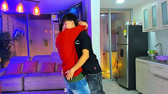 Houseofwarrios Chat XXX in diretta