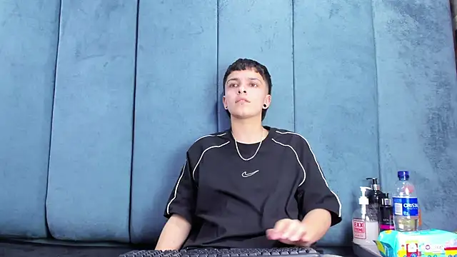 Megan_Thompson_ 现场XXX聊天