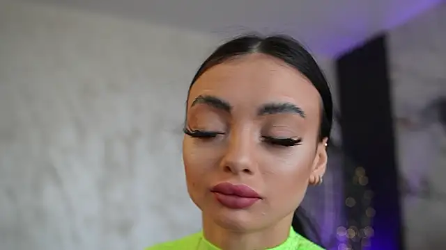 RachelRaveeのライブXXXチャット