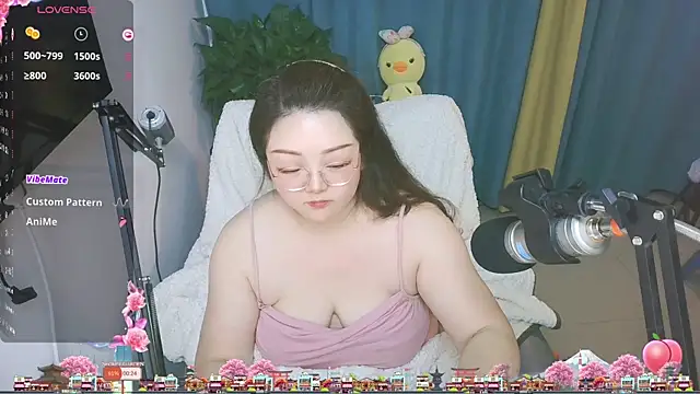 AngelwithEcup's Live XXX Chat