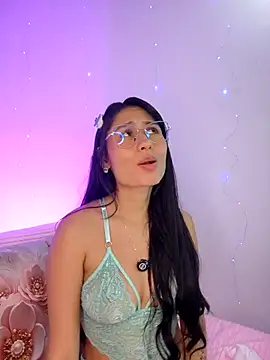 NayeCloud's Live XXX Chat