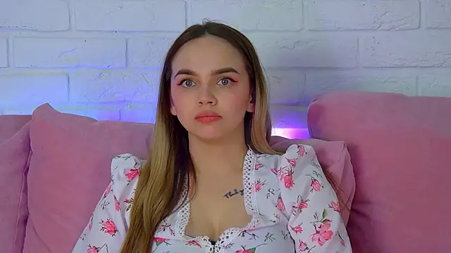 AnitaVenture: онлайн-секс-чат