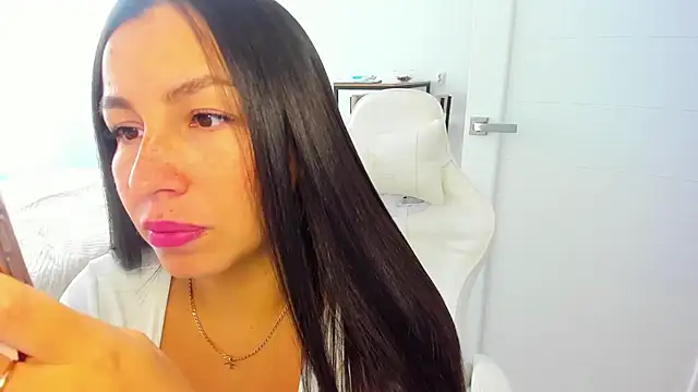 AvisFlowers Chat XXX in diretta