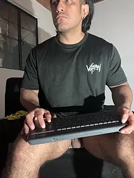 willian_m777 即時 XXX 聊天