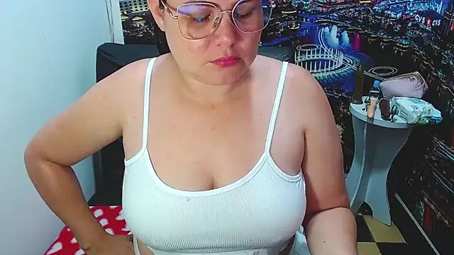 tila_nastyy Live XXX Chat