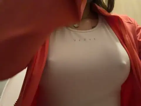 Rose168_ Adlı Modelin Canlı XXX Sohbeti