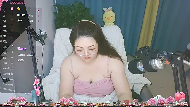 AngelwithEcupのライブXXXチャット