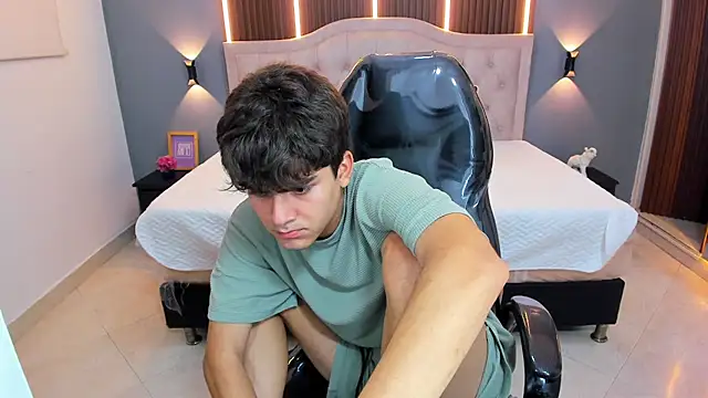 Chat +18 de Tommy18__ ao vivo