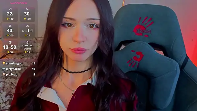 Chat +18 de Adetta ao vivo