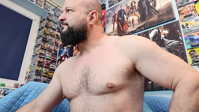 Muscle_Bear 即時 XXX 聊天