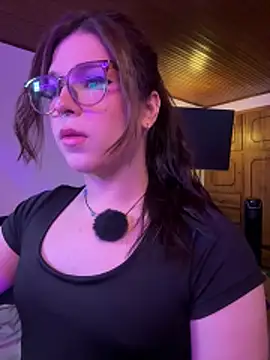 Chatroom XXX en direct de Yuri_Stars