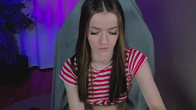 دردشة E_l_i_z_e_ الجنسية المباشرة