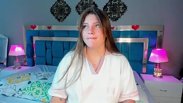 LiiaVelvet élő XXX-chatje