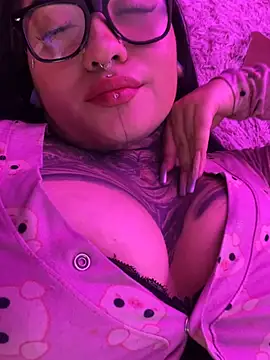 CloeeBeckam Chat XXX live