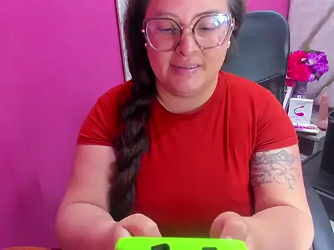 Sarah_Boobs_n Live XXX chat