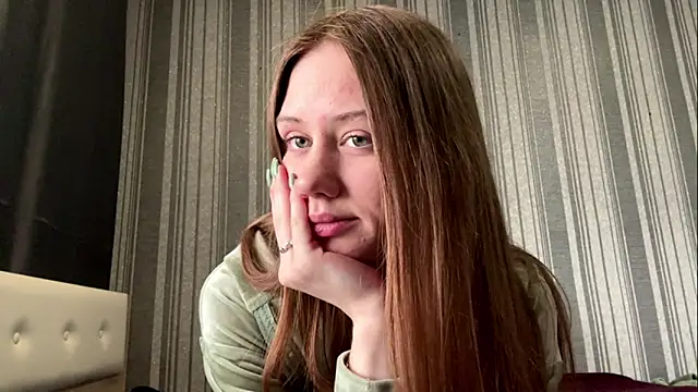 Chatroom XXX en direct de cloud_vibe