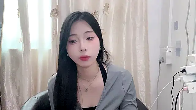 yiyibaby2026 网络视讯表演