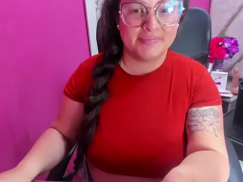 Czat XXX na żywo – Sarah_Boobs_