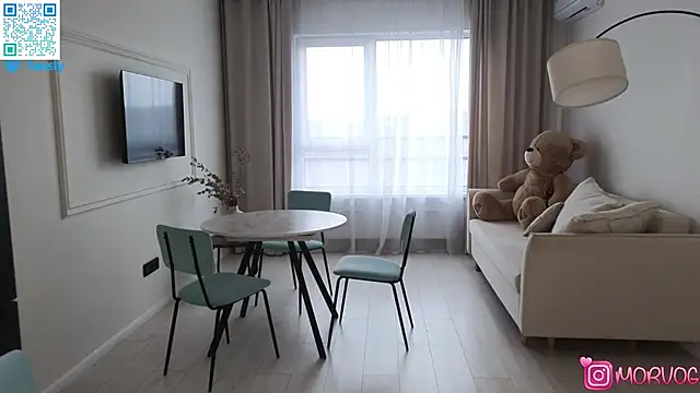 delorathecookiee élő XXX-chatje