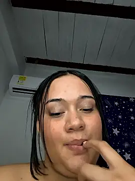 Show de Datoka_adrenaline na webcam