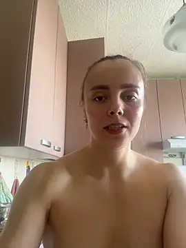 Chatroom XXX en direct de AlisaKissss