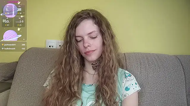 RayaNenlia's Live XXX Chat