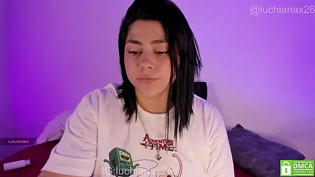 XXX chat uživo modela lucy26_