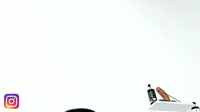 Kloe-squirts Live XXX-chat